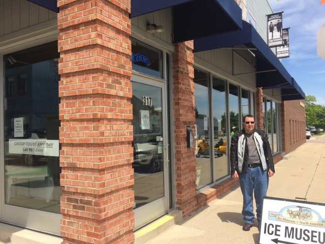 IceMuseum