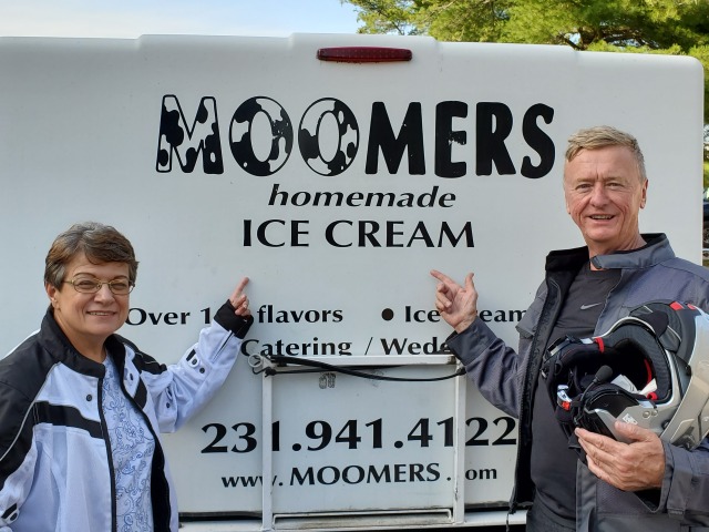 MoomersIceCream
